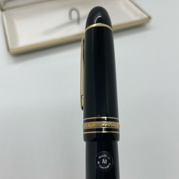 Vintage Montblanc Meisterstuck 149 Fountain Pen - Picture 7 of 9